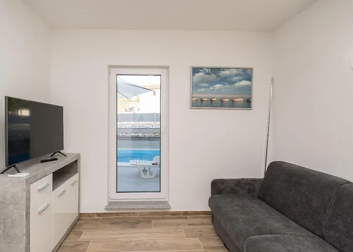 Cozy Apartman Lukoran