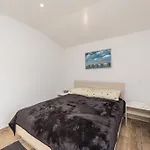 Cozy Apartment *