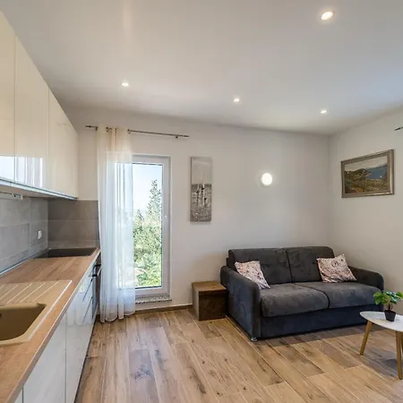 Apartament Cozy Lukoran